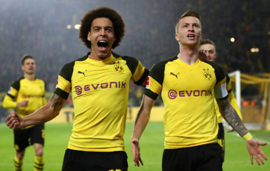  拜仁慕尼黑五球大胜登顶德甲积分榜  